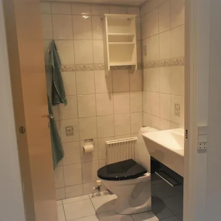 Vesterhavsgade 47. Door 25 *