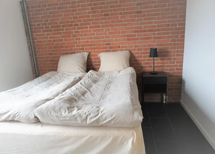 Vesterhavsgade 47. Door 25 *
