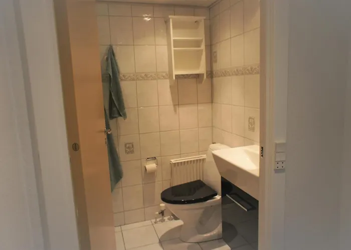 Vesterhavsgade 47. Door 25 *